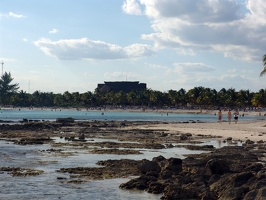 Barcel&amp;oacute; from the boat dock 1