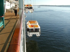 B.Lowering Lifeboat-Tender175