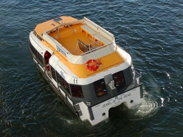 B.Lowering Lifeboat-Tender 176