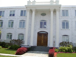    This beach house is made of marble!