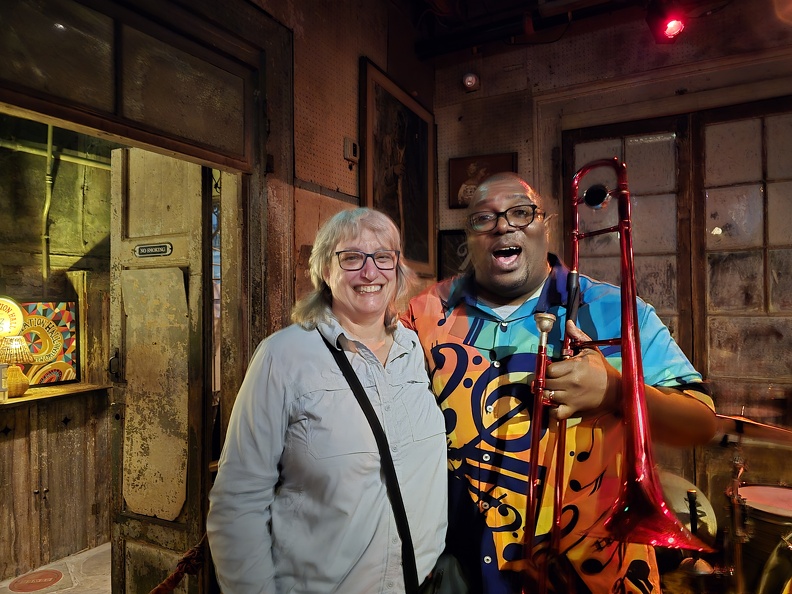 20250818 213043 - 20250818_213043.jpg 20250818_213043.jpg